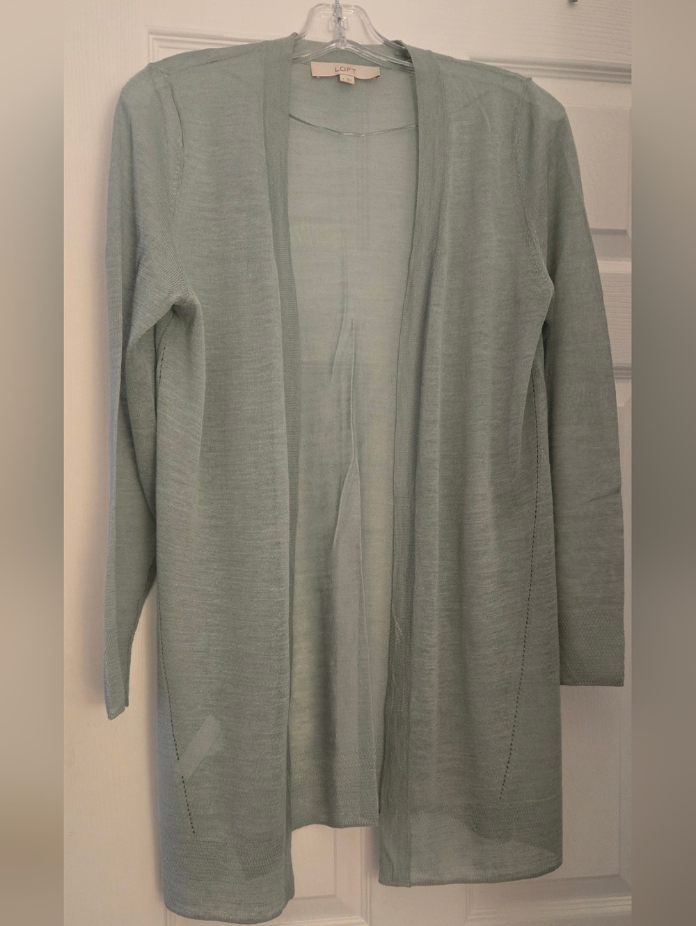 EUC!!  LOFT SHEER, OPEN FRONT, SAGE GREEN CARDIGAN - SIZE MEDIUM